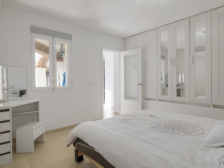 Villa for Sale in Estepona Malaga 23