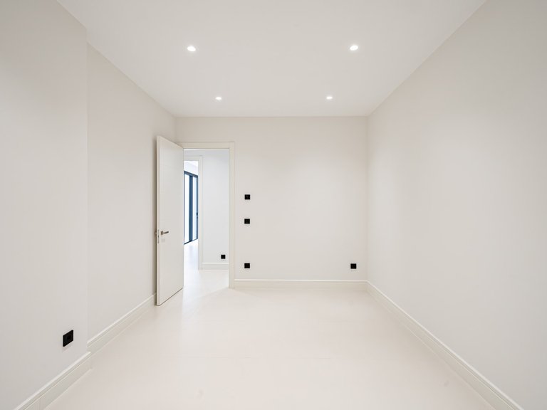 Villa for Sale in Marbella Golden Mile Malaga 14