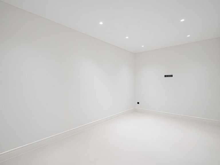 Villa for Sale in Marbella Golden Mile Malaga 13