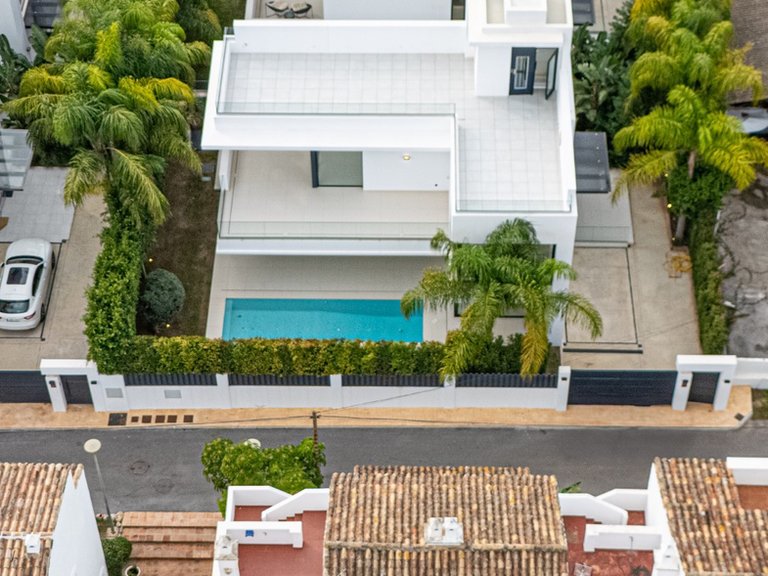 Villa for Sale in Marbella Golden Mile Malaga 8