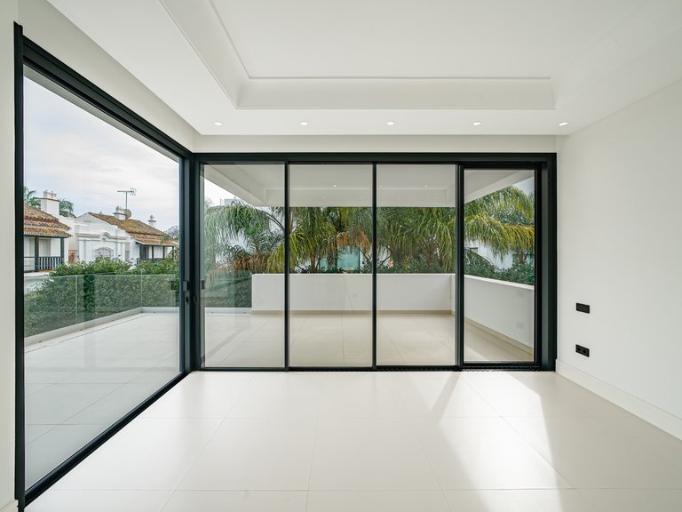 Villa for Sale in Marbella Golden Mile Malaga 6