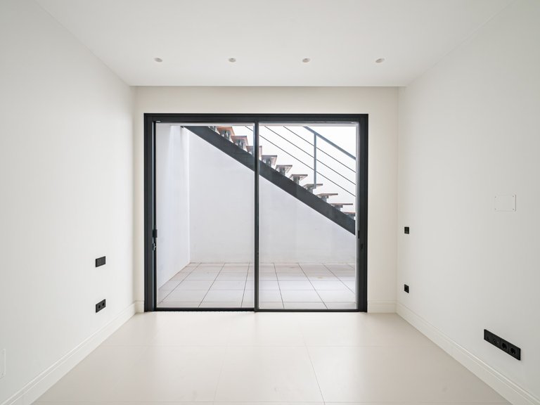 Villa for Sale in Marbella Golden Mile Malaga 17