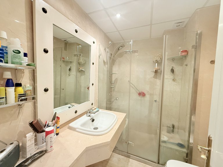 Penthouse for Sale in Marbella Golden Mile Malaga 13