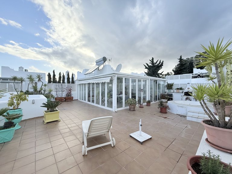 Penthouse for Sale in Marbella Golden Mile Malaga 2