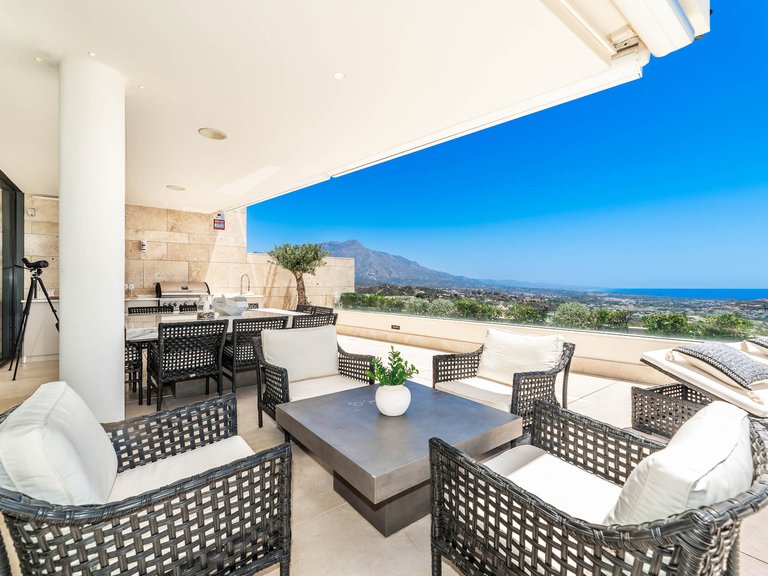 Apartment for Sale in Benahavis Malaga 5