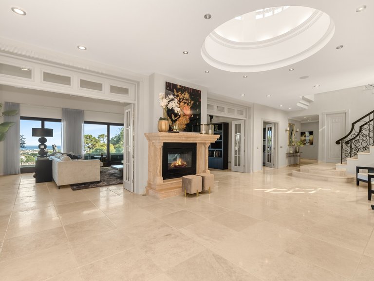 Villa for Sale in Benahavis Malaga 21