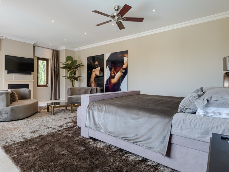 Villa for Sale in Benahavis Malaga 40