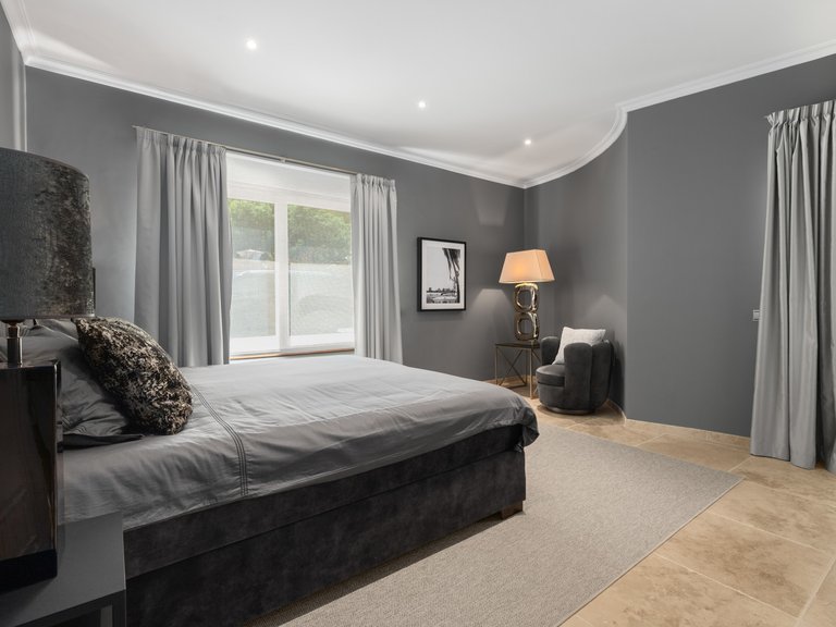 Villa for Sale in Benahavis Malaga 26