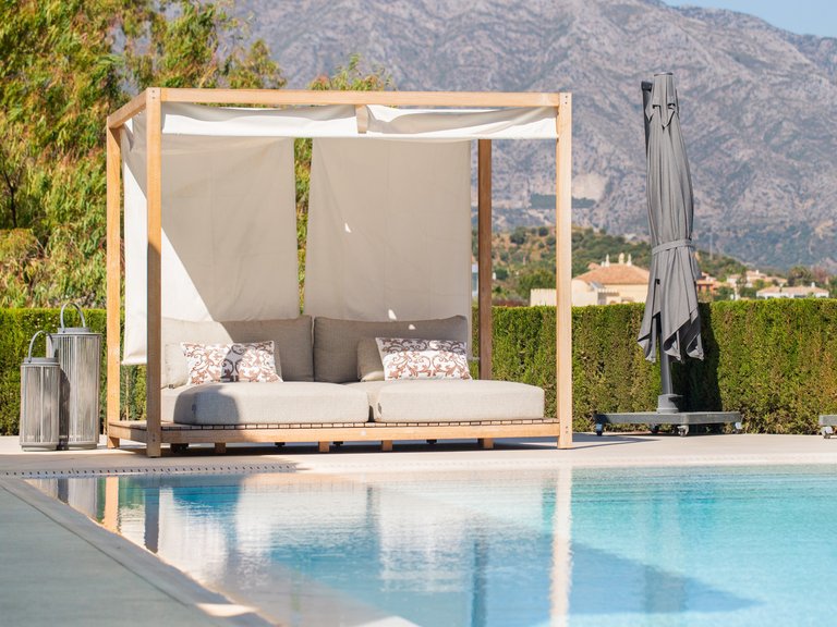 Villa for Sale in Benahavis Malaga 30