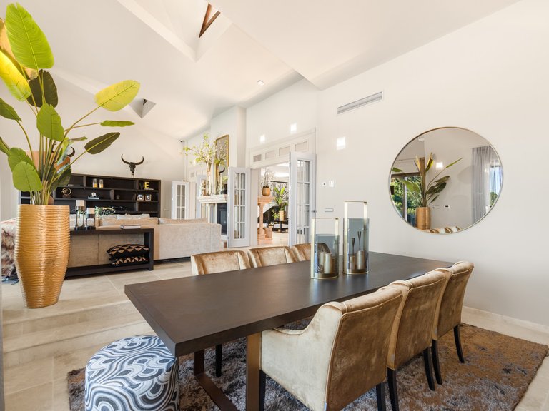 Villa for Sale in Benahavis Malaga 19