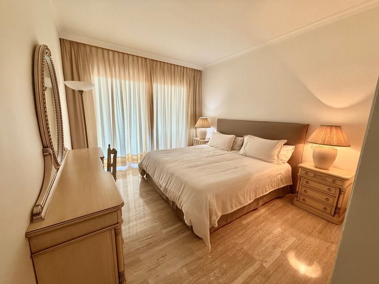 Apartment for Sale in Marbella - Puerto Banus Malaga 4