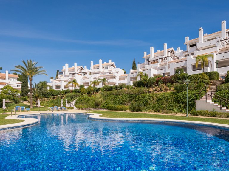 Apartment for Sale in Marbella Este Malaga 17