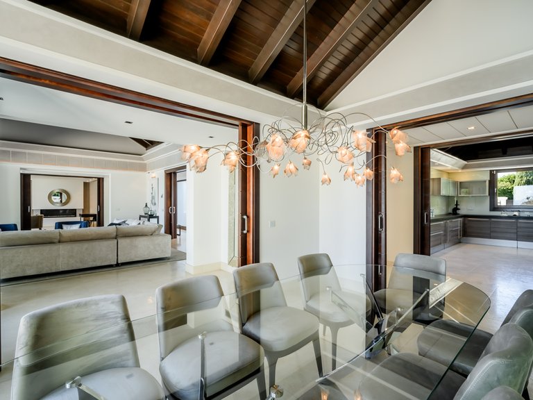 Villa for Sale in Benahavis Malaga 24