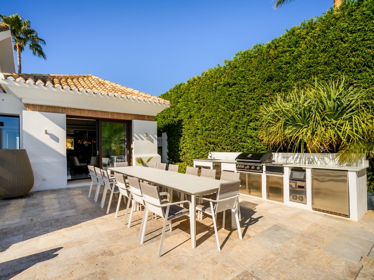 Villa for Sale in Benahavis Malaga 11