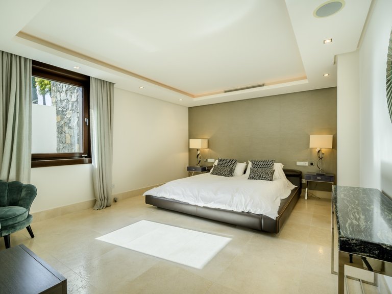 Villa for Sale in Benahavis Malaga 30