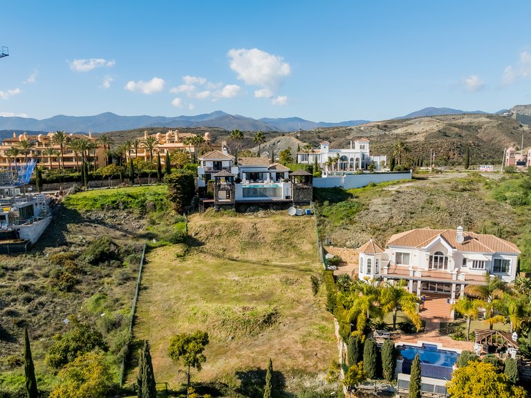 Villa for Sale in Benahavis Malaga 47