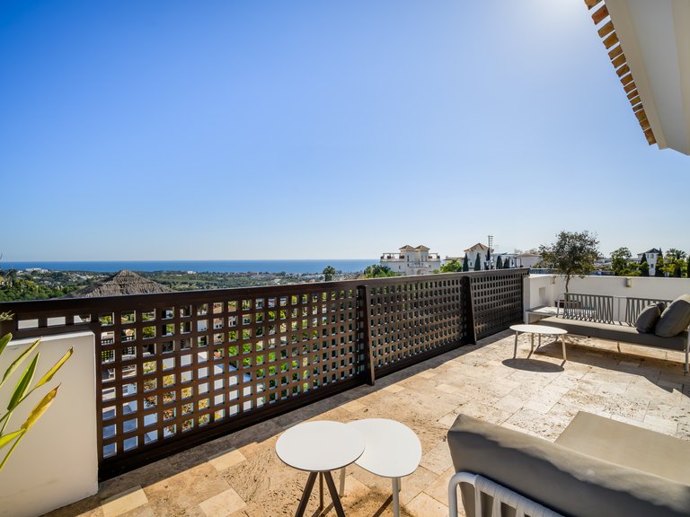 Villa for Sale in Benahavis Malaga 31