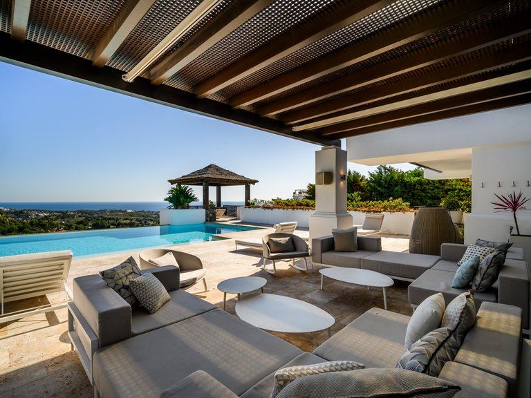 Villa for Sale in Benahavis Malaga 2