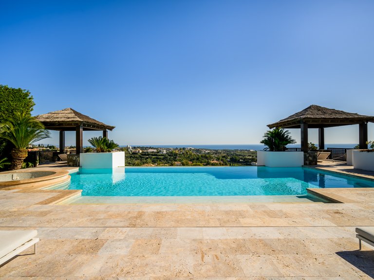 Villa for Sale in Benahavis Malaga 9