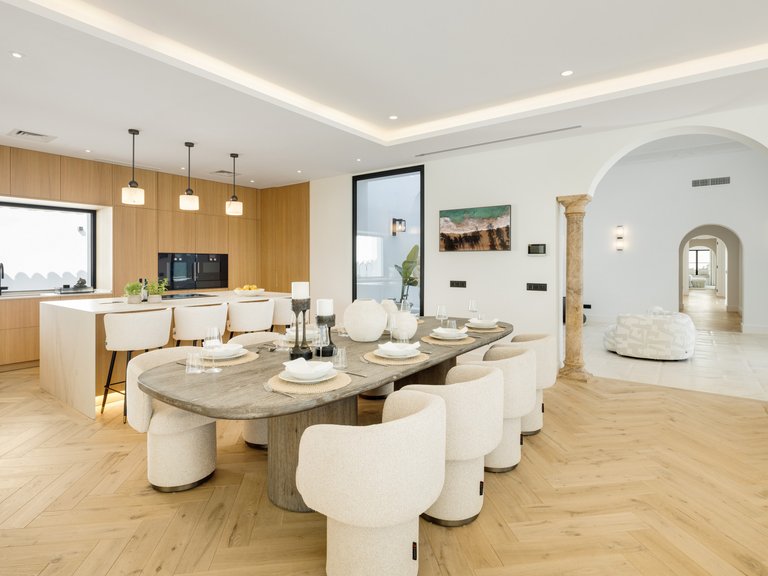 Villa for Sale in Benahavis Malaga 23