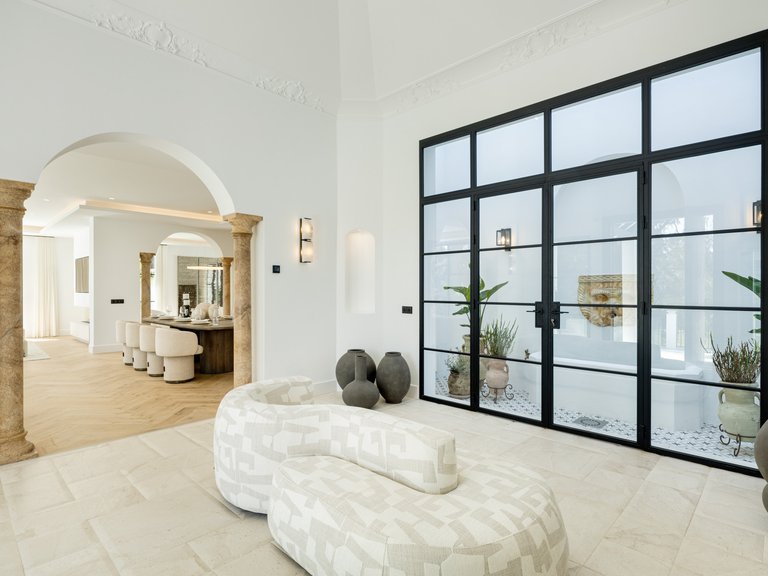 Villa for Sale in Benahavis Malaga 15