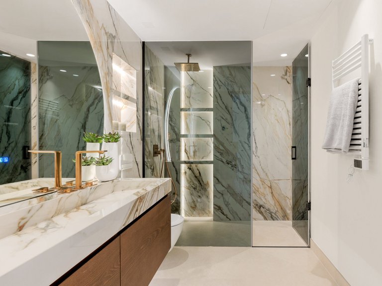 Apartment for Sale in Marbella Este Malaga 9