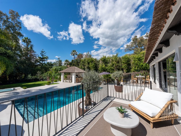 Villa for Sale in Nueva Andalucia Malaga 11