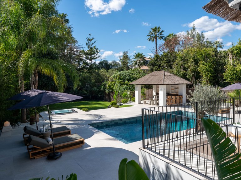 Villa for Sale in Nueva Andalucia Malaga 18