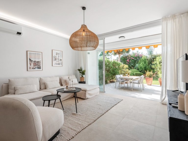 Town House for Sale in Nueva Andalucia Malaga 1