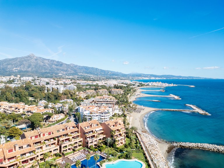 Town House for Sale in Marbella - Puerto Banus Malaga 11