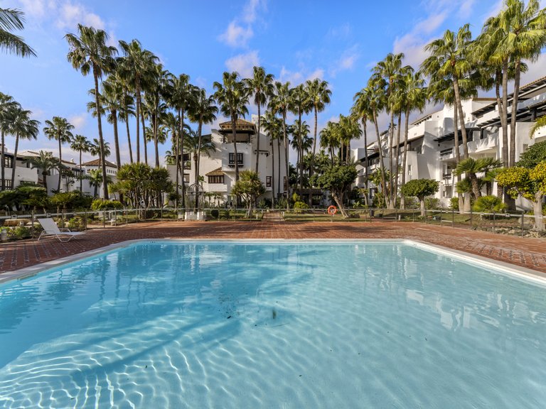 Apartment for Sale in Marbella Golden Mile Malaga 8