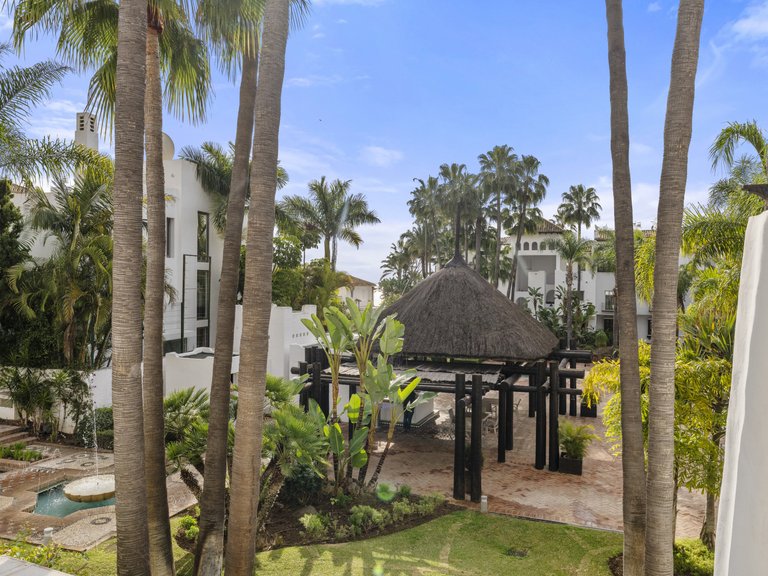 Apartment for Sale in Marbella Golden Mile Malaga 21