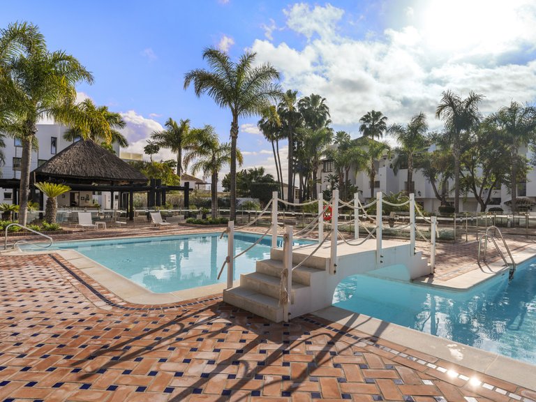 Apartment for Sale in Marbella Golden Mile Malaga 26