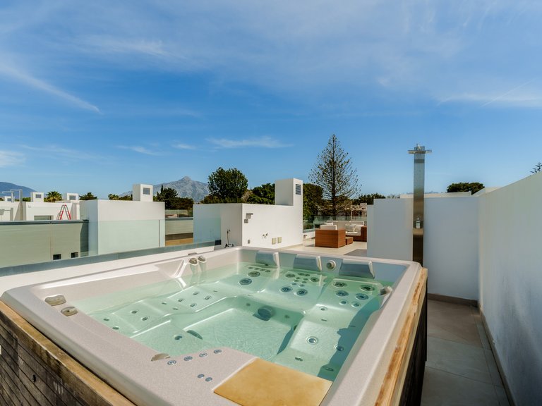 Town House for Sale in Marbella - Puerto Banus Malaga 4