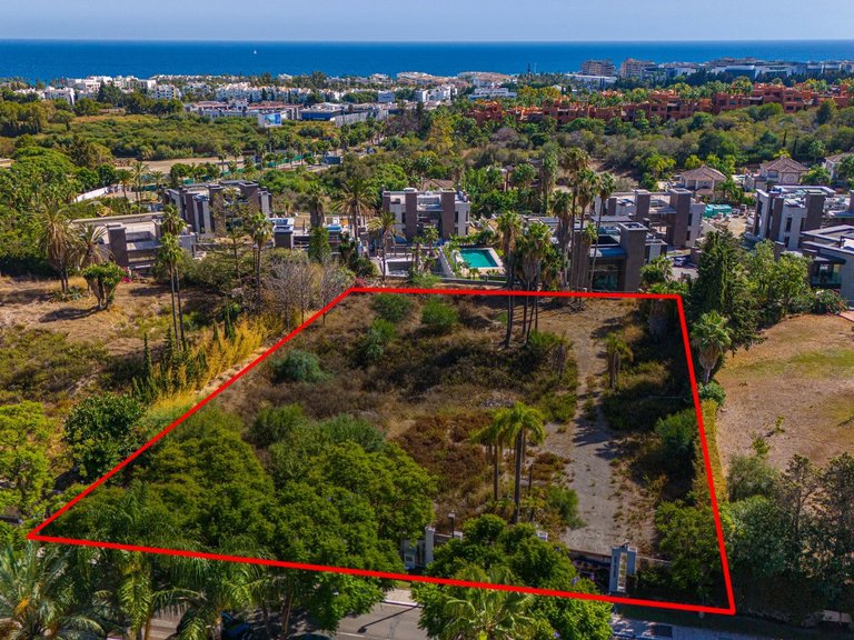 Plot for Sale in Nueva Andalucia Malaga 7