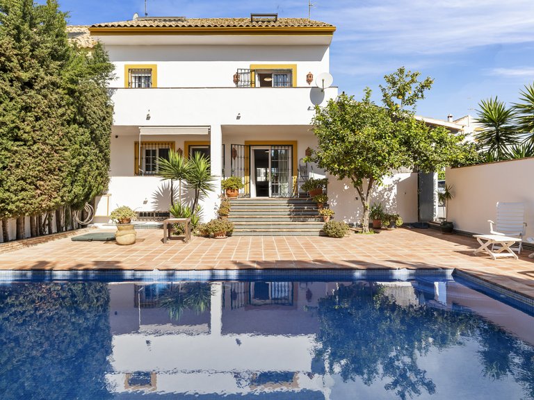 Town House for Sale in San Pedro De Alcantara Malaga 1