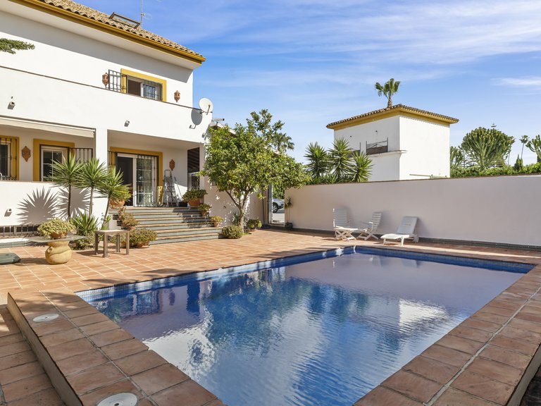 Town House for Sale in San Pedro De Alcantara Malaga 2