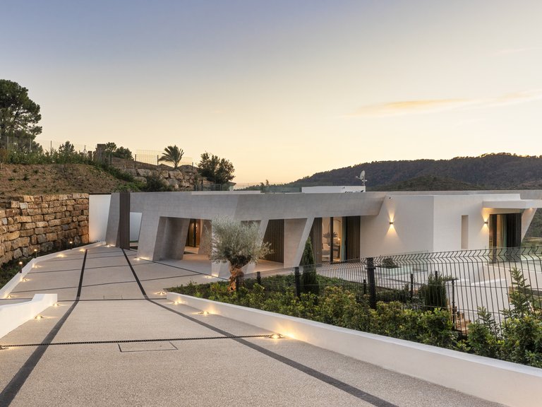 Villa for Sale in Benahavis Malaga 10