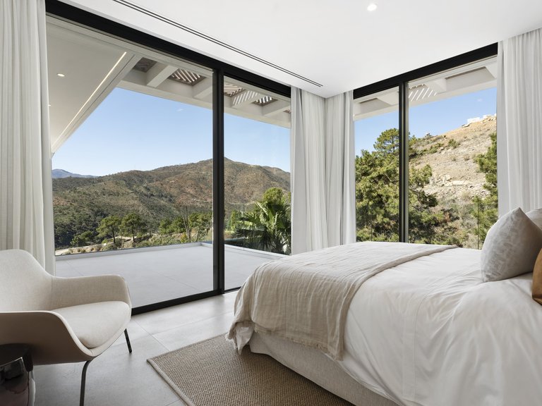 Villa for Sale in Benahavis Malaga 34