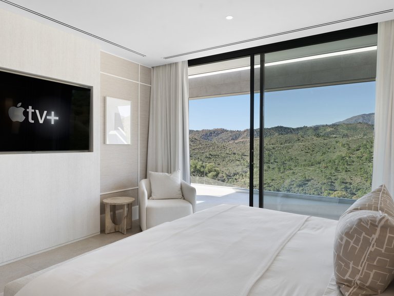 Villa for Sale in Benahavis Malaga 42