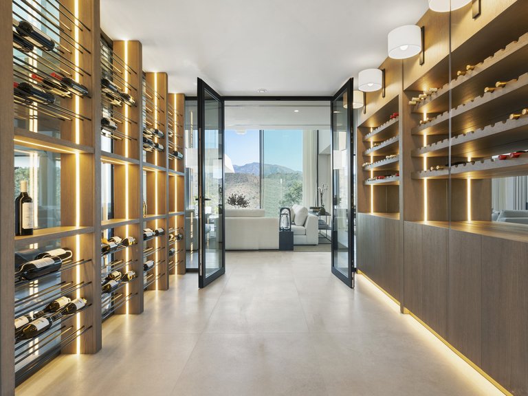 Villa for Sale in Benahavis Malaga 38