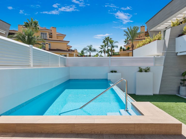 Town House for Sale in Marbella - Puerto Banus Malaga 12