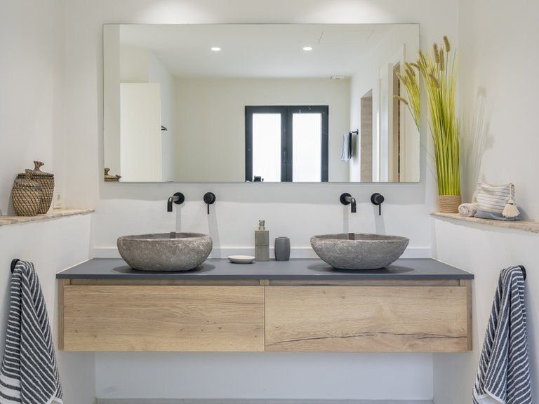 Villa for Sale in Benahavis Malaga 19