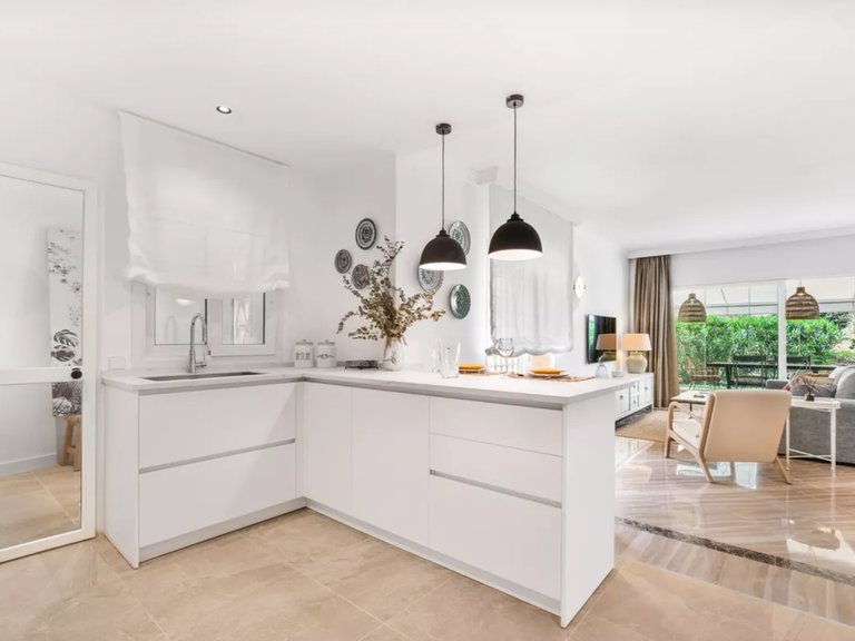 Apartment for Sale in Marbella Este Malaga 2