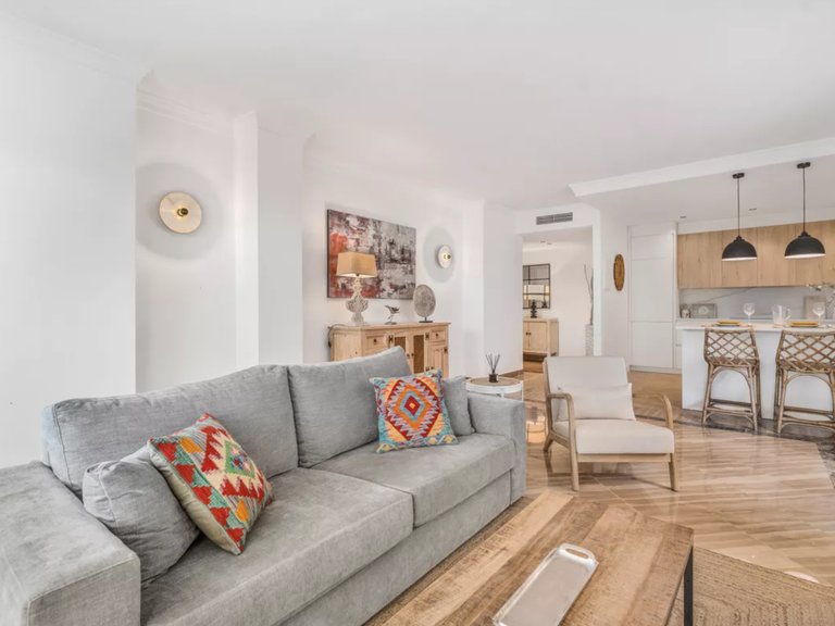 Apartment for Sale in Marbella Este Malaga 9