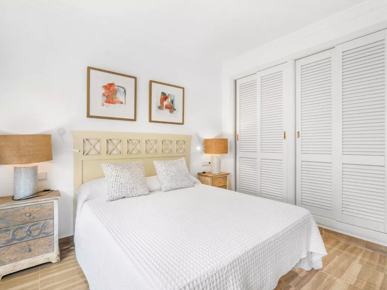 Apartment for Sale in Marbella Este Malaga 12