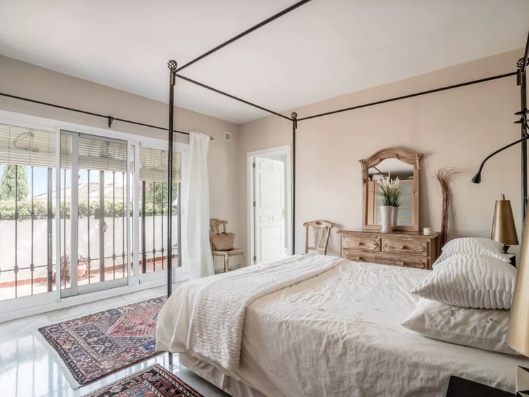 Apartment for Sale in Benahavis Malaga 2