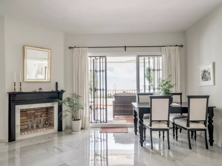 Apartment for Sale in Benahavis Malaga 12