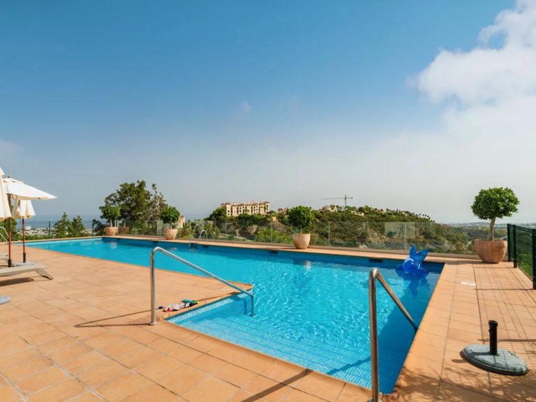 Apartment for Sale in Benahavis Malaga 18