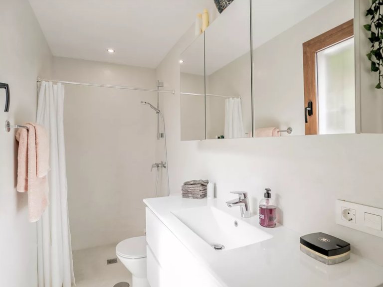 Apartment for Sale in Benahavis Malaga 16